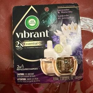 Air Wick Vibrant Essential Oils Lavender & Waterlily 2ct refills
